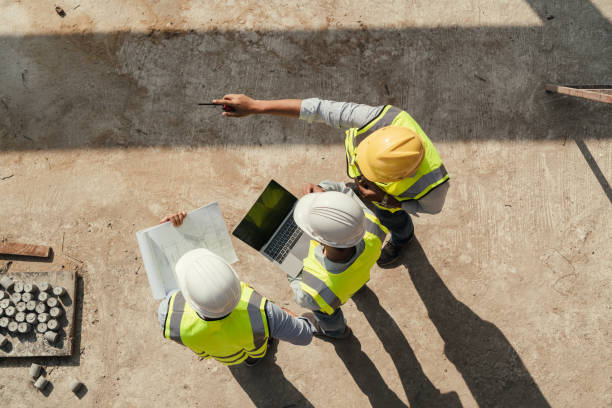 Best Custom Concrete Contractor  in Ofallon, IL
